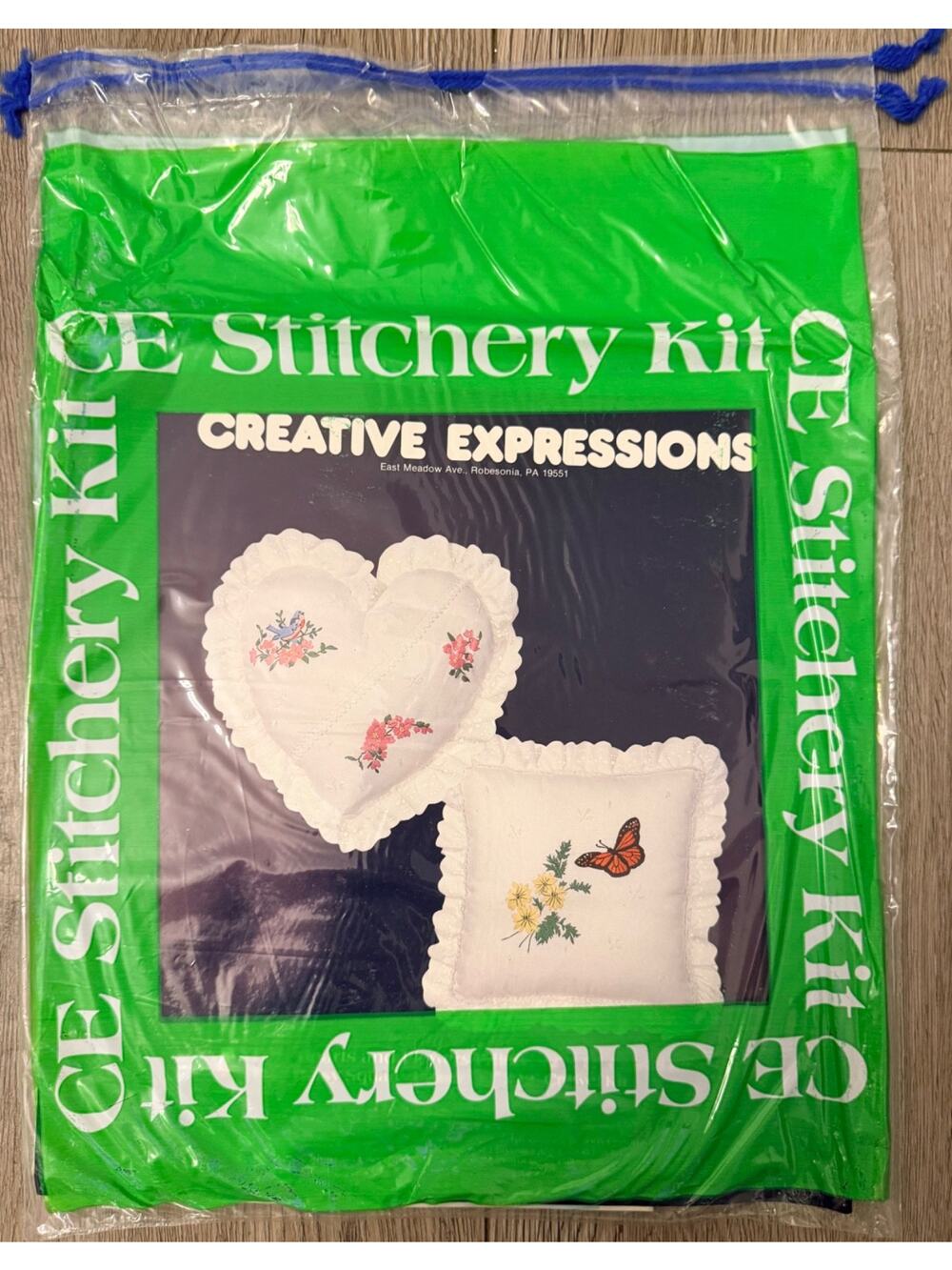 Vintage 1980 Creative Expressions Crewel Embroidery Pillow Kit - Hearts Flowers